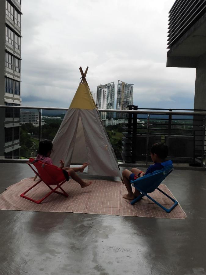 נוסג'יה D Bunga مسلم Homestay Pool View Legoland Nusajaya מראה חיצוני תמונה