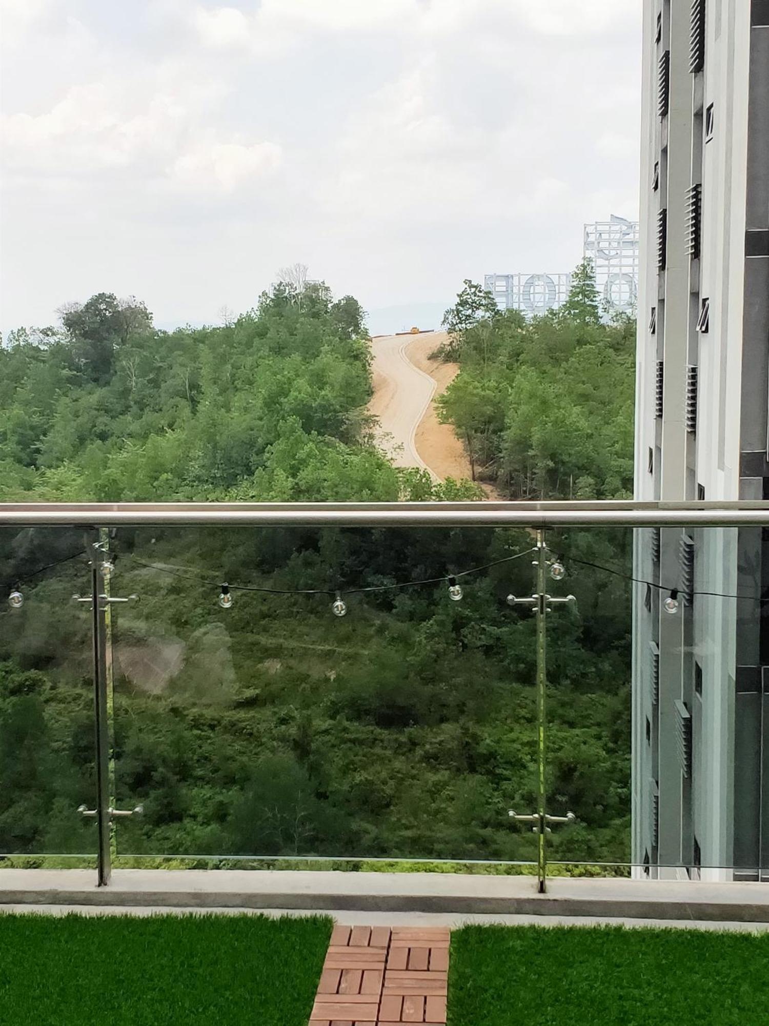 נוסג'יה D Bunga مسلم Homestay Pool View Legoland Nusajaya מראה חיצוני תמונה