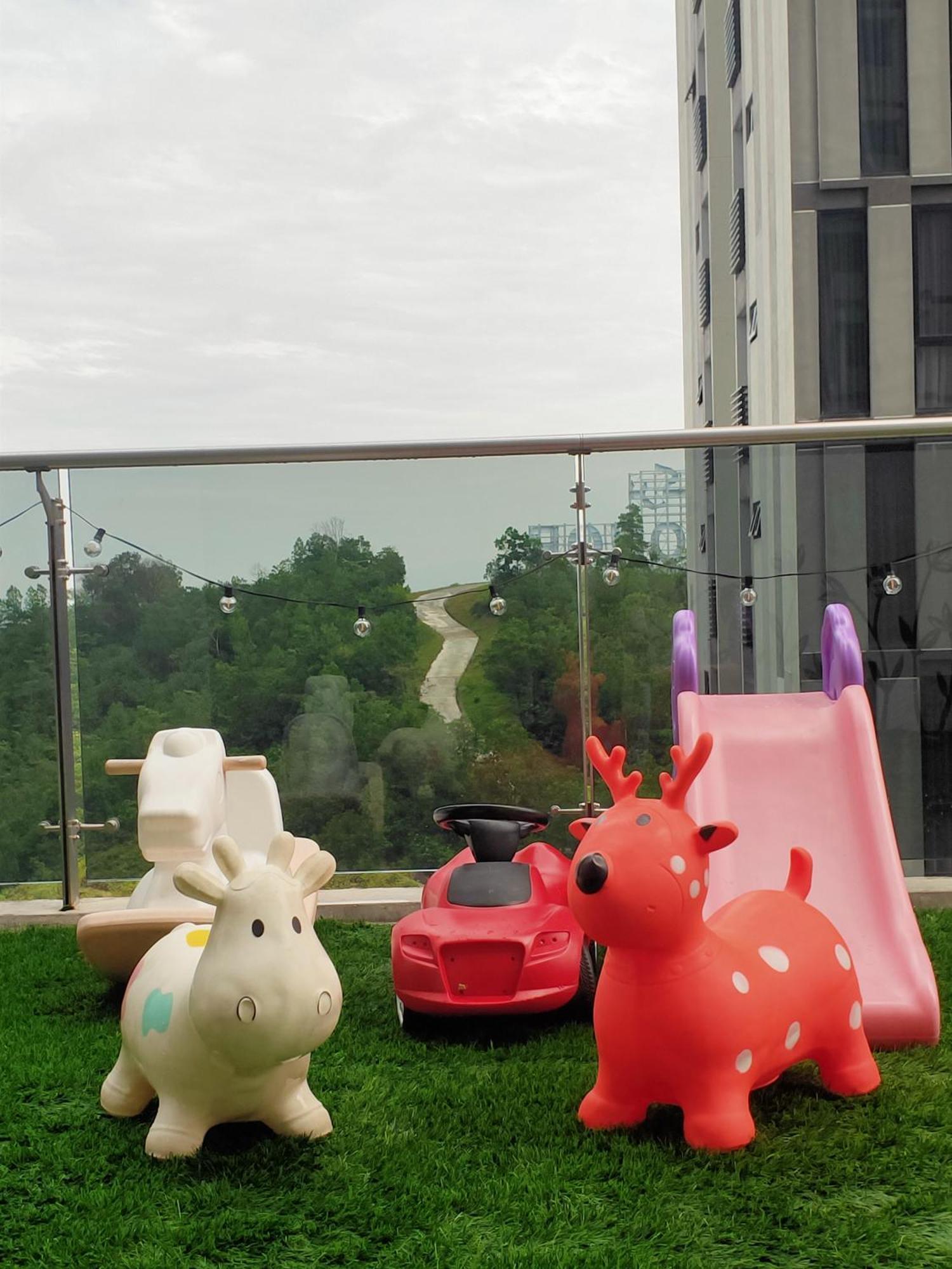 נוסג'יה D Bunga مسلم Homestay Pool View Legoland Nusajaya מראה חיצוני תמונה