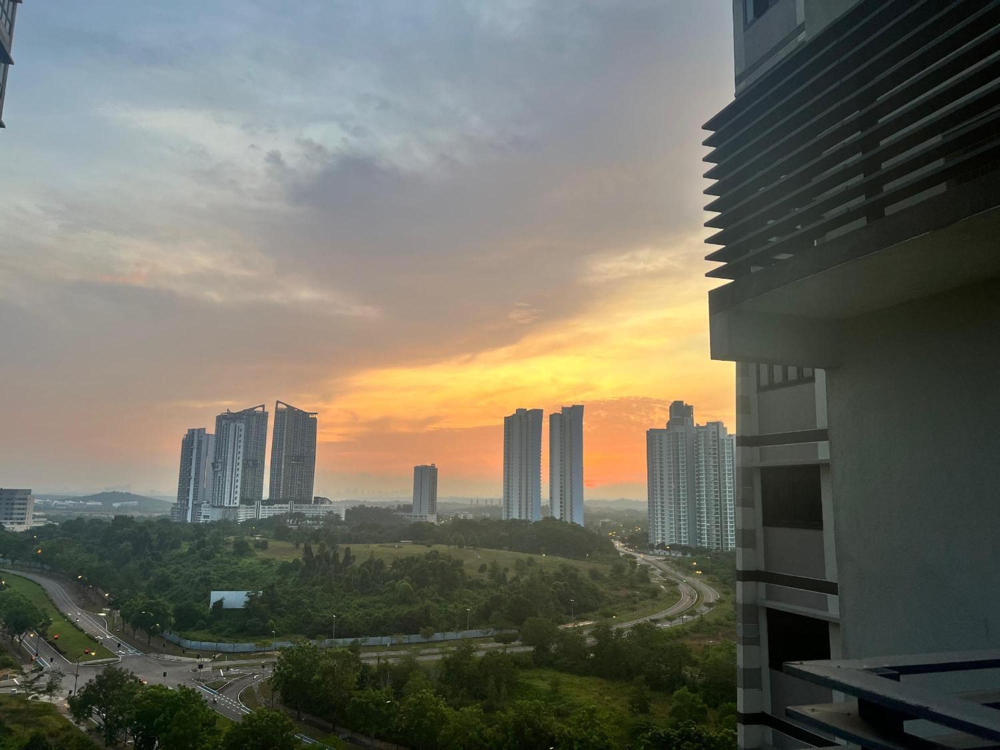 נוסג'יה D Bunga مسلم Homestay Pool View Legoland Nusajaya מראה חיצוני תמונה